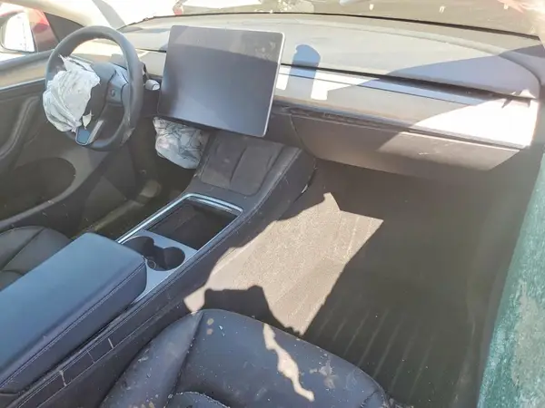 7SAYGDEEXNA012207 2022 TESLA MODEL Y - Image 8