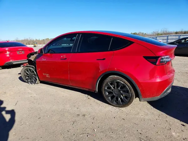 7SAYGDEEXNA013860 2022 TESLA MODEL Y - Image 2