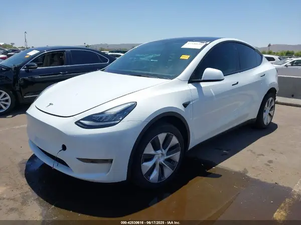7SAYGDEEXNA014247 2022 TESLA MODEL Y - Image 2