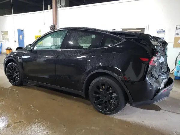 7SAYGDEEXNA014281 2022 TESLA MODEL Y - Image 2
