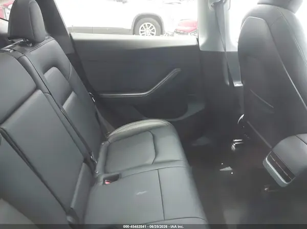 7SAYGDEEXNA015513 2022 TESLA MODEL Y - Image 8