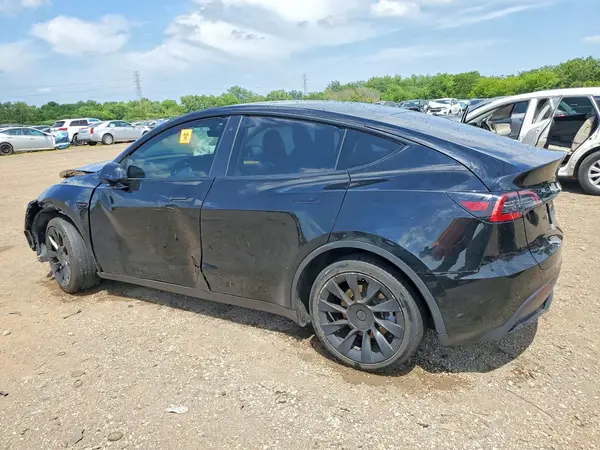 7SAYGDEEXNA017035 2022 TESLA MODEL Y - Image 2