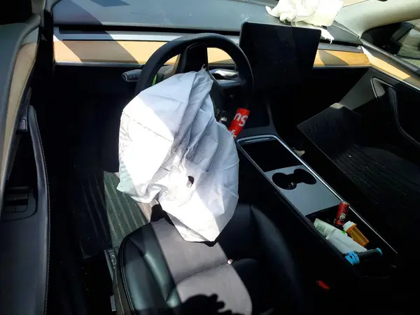 7SAYGDEEXNA017035 2022 TESLA MODEL Y - Image 8