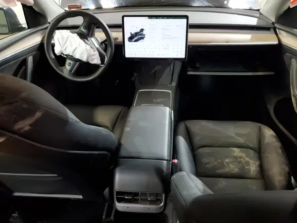 7SAYGDEEXNA017701 2022 TESLA MODEL Y - Image 8