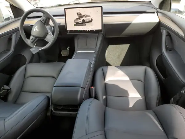 7SAYGDEEXNA019917 2022 TESLA MODEL Y - Image 8