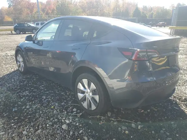 7SAYGDEEXNA022333 2022 TESLA MODEL Y - Image 2