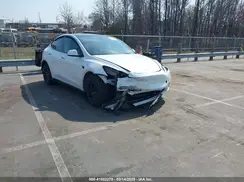 7SAYGDEEXNF314213 2022 TESLA MODEL Y