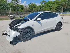 7SAYGDEEXNF318925 2022 TESLA MODEL Y