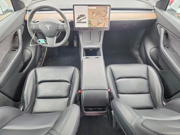7SAYGDEEXNF319427 2022 TESLA MODEL Y - Image 8