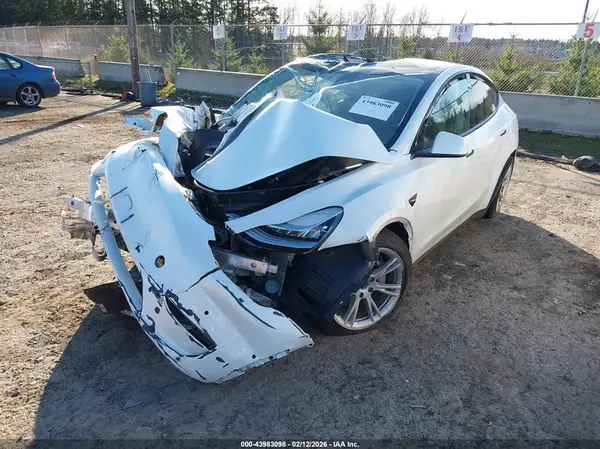 7SAYGDEEXNF320917 2022 TESLA MODEL Y - Image 2