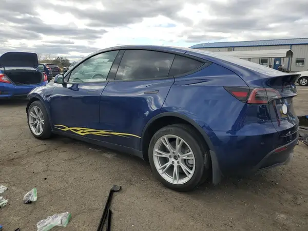 7SAYGDEEXNF325289 2022 TESLA MODEL Y - Image 2