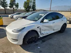 7SAYGDEEXNF328595 2022 TESLA MODEL Y