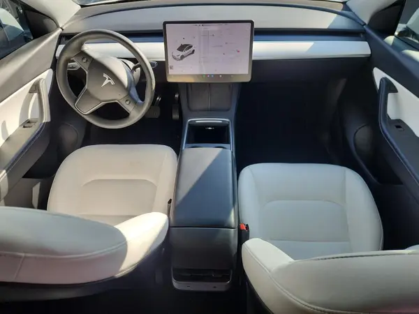7SAYGDEEXNF328595 2022 TESLA MODEL Y - Image 8