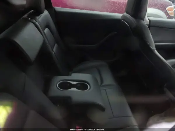 7SAYGDEEXNF331416 2022 TESLA MODEL Y - Image 8