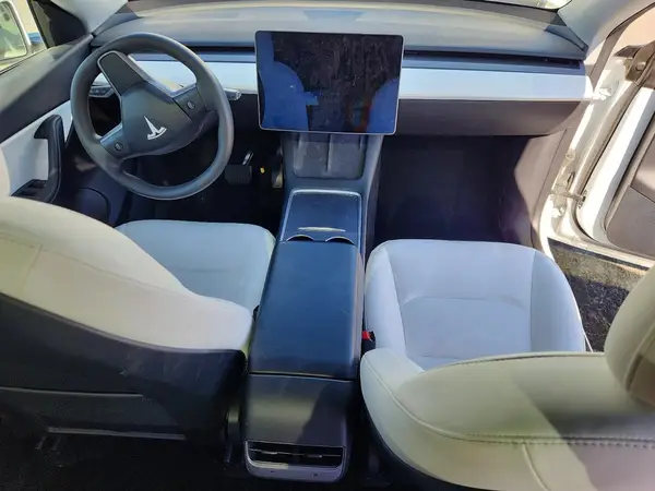 7SAYGDEEXNF331917 2022 TESLA MODEL Y - Image 8
