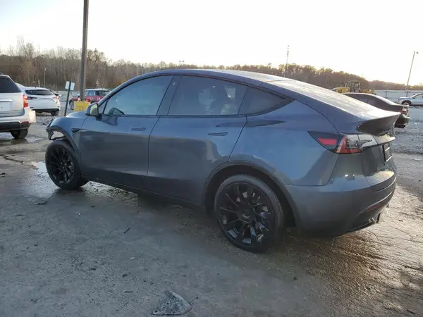 7SAYGDEEXNF336986 2022 TESLA MODEL Y - Image 2