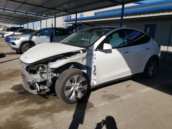 7SAYGDEEXNF355456 2022 TESLA MODEL Y - Image 1