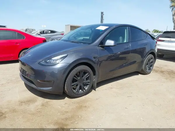 7SAYGDEEXNF373701 2022 TESLA MODEL Y - Image 2