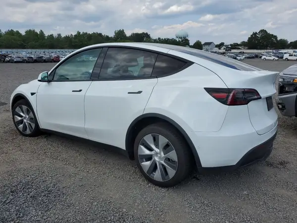 7SAYGDEEXNF376159 2022 TESLA MODEL Y - Image 2