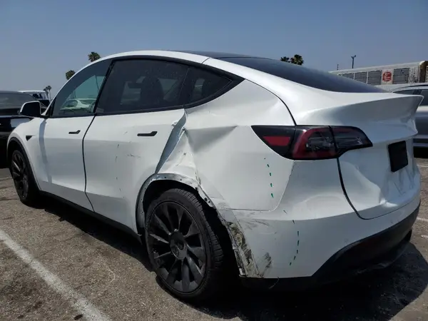 7SAYGDEEXNF385444 2022 TESLA MODEL Y - Image 2