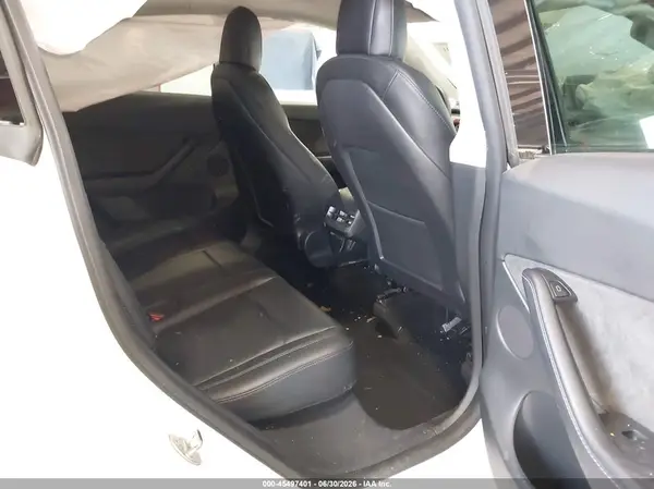 7SAYGDEEXNF385654 2022 TESLA MODEL Y - Image 8