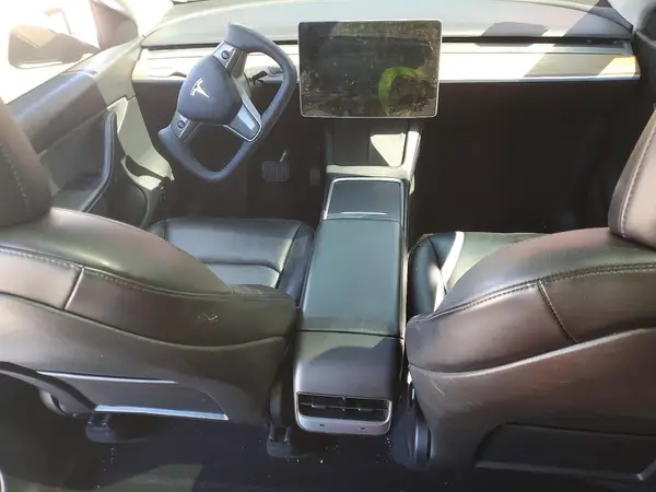 7SAYGDEEXNF387288 2022 TESLA MODEL Y - Image 8