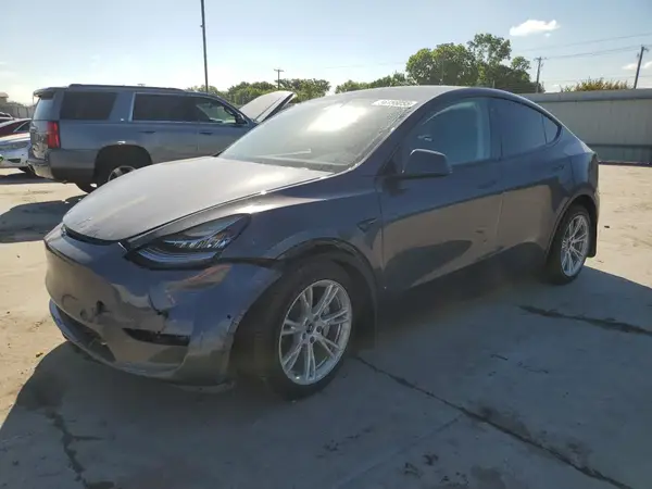 7SAYGDEEXNF400721 2022 TESLA MODEL Y - Image 1