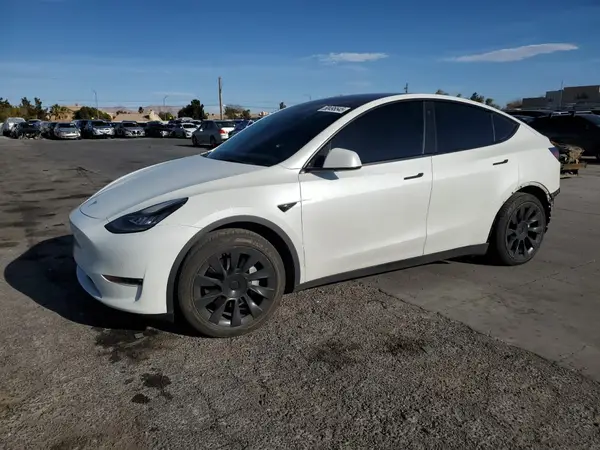 7SAYGDEEXNF408169 2022 TESLA MODEL Y - Image 1