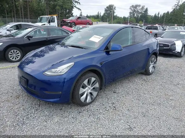 7SAYGDEEXNF409340 2022 TESLA MODEL Y - Image 2