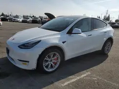 7SAYGDEEXNF411086 2022 TESLA MODEL Y