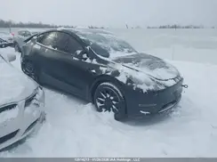 7SAYGDEEXNF421696 2022 TESLA MODEL Y