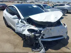 7SAYGDEEXNF423853 2022 TESLA MODEL Y