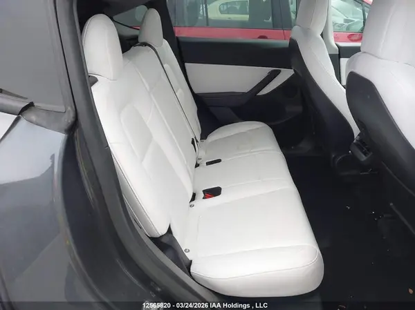 7SAYGDEEXNF431094 2022 TESLA MODEL Y - Image 8