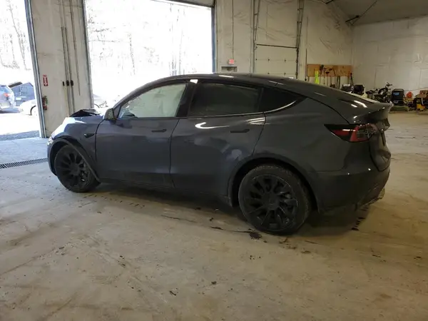 7SAYGDEEXNF454374 2022 TESLA MODEL Y - Image 2