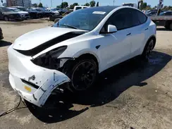 7SAYGDEEXNF455766 2022 TESLA MODEL Y