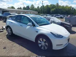 7SAYGDEEXNF457386 2022 TESLA MODEL Y