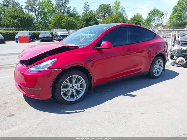 7SAYGDEEXNF460174 2022 TESLA MODEL Y - Image 2