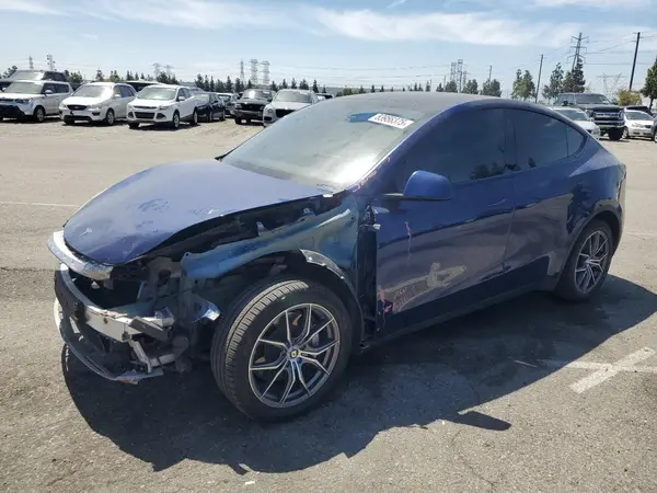 7SAYGDEEXNF463575 2022 TESLA MODEL Y - Image 1