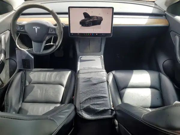 7SAYGDEEXNF480201 2022 TESLA MODEL Y - Image 8