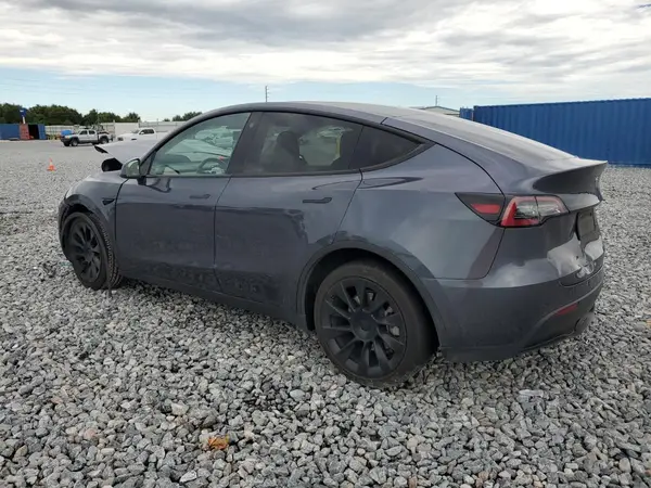 7SAYGDEEXNF480814 2022 TESLA MODEL Y - Image 2