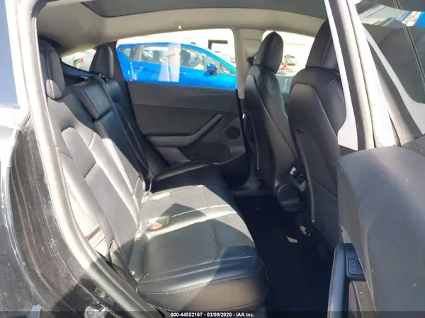 7SAYGDEEXNF481140 2022 TESLA MODEL Y - Image 8
