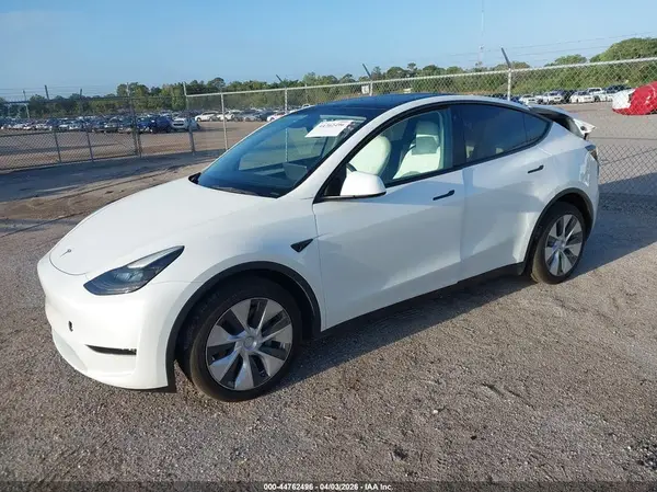 7SAYGDEEXNF519840 2022 TESLA MODEL Y - Image 2