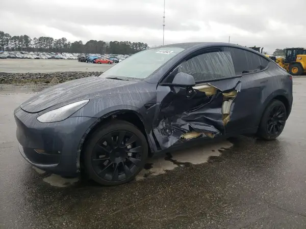 7SAYGDEEXNF522009 2022 TESLA MODEL Y - Image 1