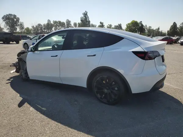 7SAYGDEEXNF534712 2022 TESLA MODEL Y - Image 2