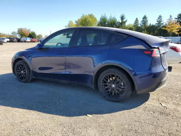 7SAYGDEEXNF545449 2022 TESLA MODEL Y - Image 2