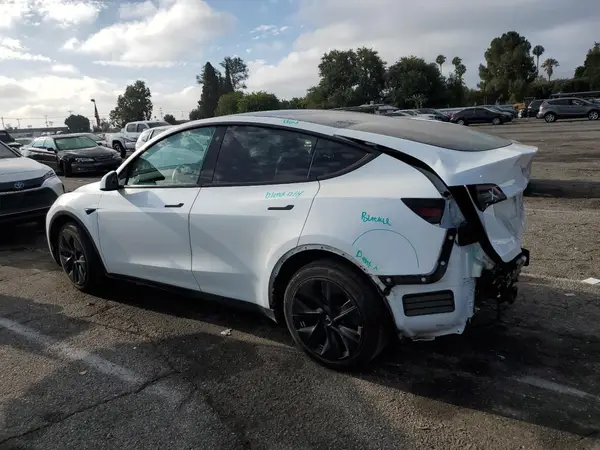 7SAYGDEEXNF553809 2022 TESLA MODEL Y - Image 2