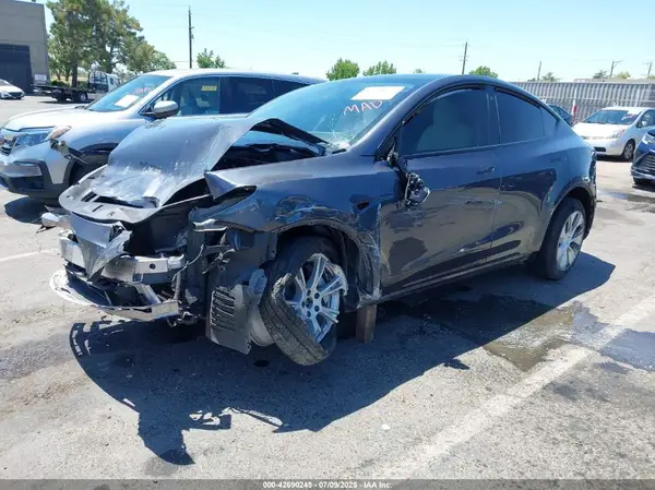 7SAYGDEEXNF554846 2022 TESLA MODEL Y - Image 2