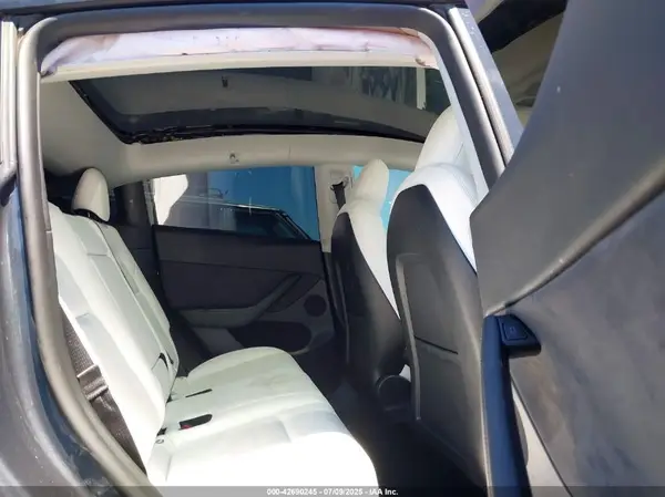 7SAYGDEEXNF554846 2022 TESLA MODEL Y - Image 8