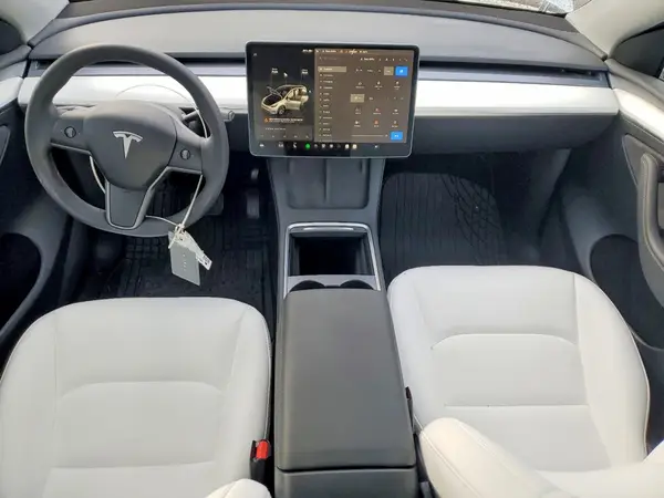 7SAYGDEEXNF557200 2022 TESLA MODEL Y - Image 8