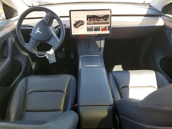 7SAYGDEEXNF561764 2022 TESLA MODEL Y - Image 8